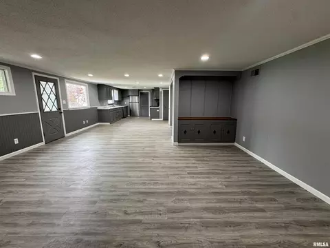 411 Springfield Ave, Anna, IL 62906 photo 16