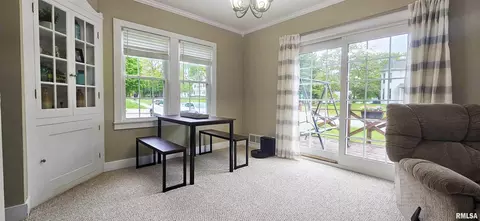 401 E 5th St, Mount Carmel, IL 62863 photo 6