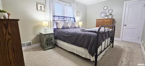 401 E 5th St, Mount Carmel, IL 62863 photo 10