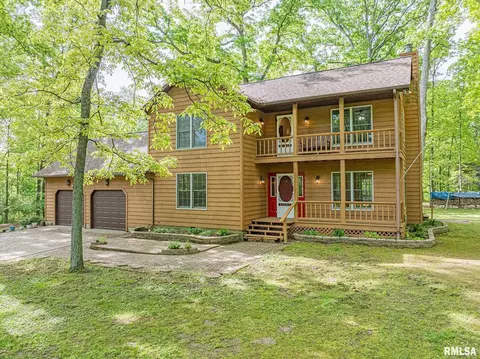 15751 E Tolle Rd, Mount Vernon, IL 62864