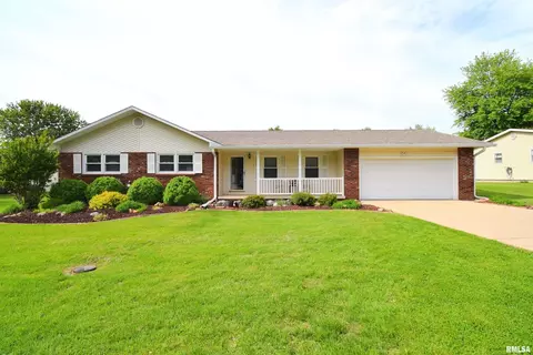 3204 Lime Ave, Mount Vernon, IL 62864