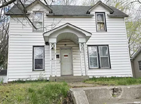 608 S 20th St, Murphysboro, IL 62966