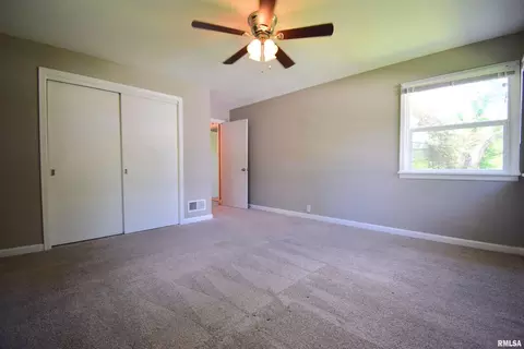 15841 E Fairfield Rd, Mount Vernon, IL 62864 photo 13
