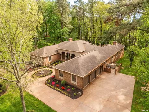 625 Whitney Dr, Paducah, KY 42001