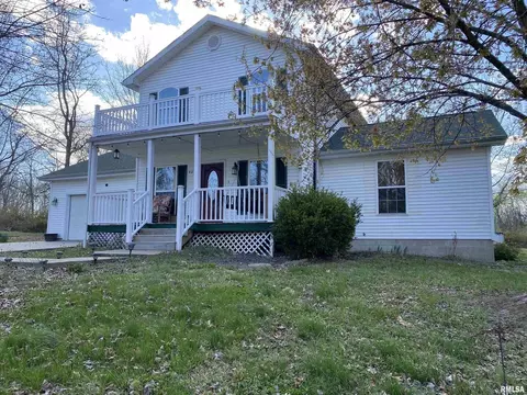 407 N Howard St, Ava, IL 62907