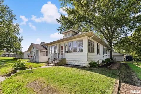 515 E Calumet St, Centralia, IL 62801 photo 3
