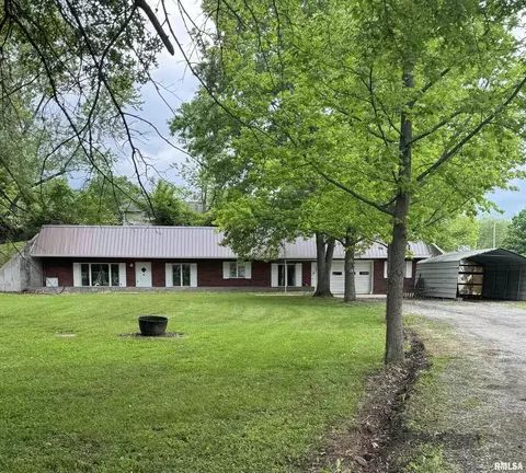 405 S Park Ct, Percy, IL 62272
