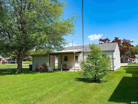 225 Hickory St, Flora, IL 62839 photo 55