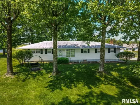 500 S Fly St, Goreville, IL 62939
