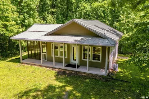 77 Sheppard Ln, Makanda, IL 62958