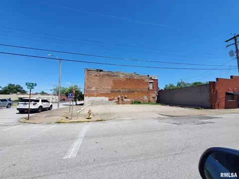 000 Chestnut St, Murphysboro, IL 62966 photo 2
