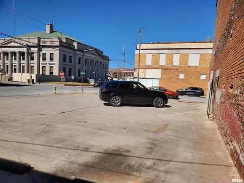 000 Chestnut St, Murphysboro, IL 62966 photo 8