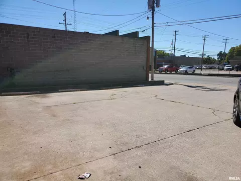 000 Chestnut St, Murphysboro, IL 62966 photo 5