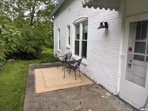 Exterior - 680 Stratton St, Chester, IL 62233 photo 5 of 6