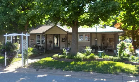 512 S Garfield St, Steeleville, IL 62288