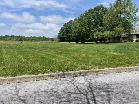 000 Kokopelli Dr, Marion, IL 62959