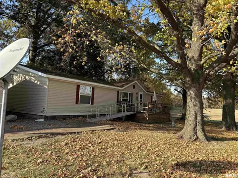 10062 N State Route 142 Hwy, Mount Vernon, IL 62864