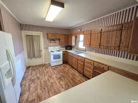 Kitchen - 1201 E Noleman St, Centralia, IL 62801 photo 3 of 3