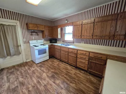 Kitchen - 1201 E Noleman St, Centralia, IL 62801 photo 1 of 3
