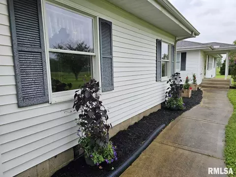 16485 E Robin Rd, Mount Vernon, IL 62864 photo 19