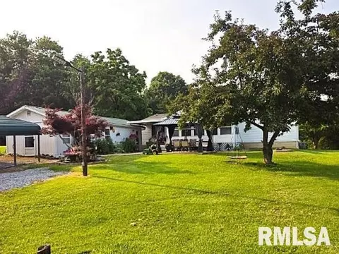 18802 E Fairfield Rd, Mount Vernon, IL 62864
