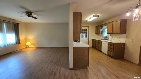 400 Old Broughton Rd, Eldorado, IL 62930 photo 17