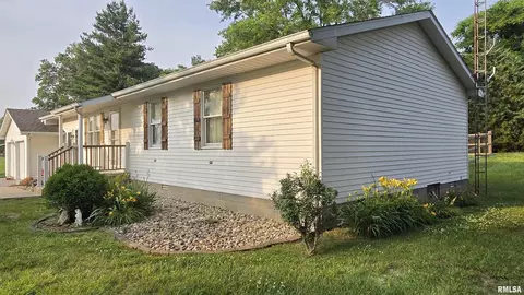 400 Old Broughton Rd, Eldorado, IL 62930 photo 2