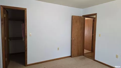 400 Old Broughton Rd, Eldorado, IL 62930 photo 21