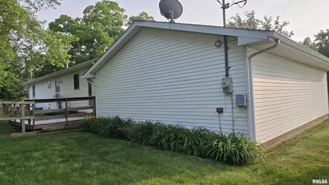 400 Old Broughton Rd, Eldorado, IL 62930 photo 6