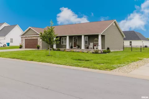 1112 Folgers St, Marion, IL 62959