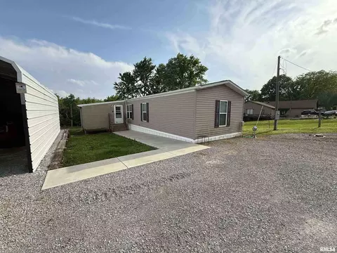 255 Main St, Simpson, IL 62985