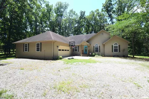 18550 E Hill St, Mount Vernon, IL 62864