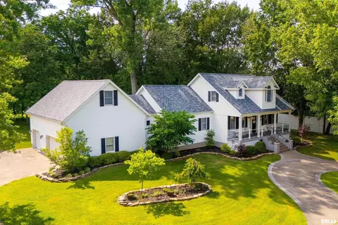 703 Rachael Ct, Carterville, IL 62918