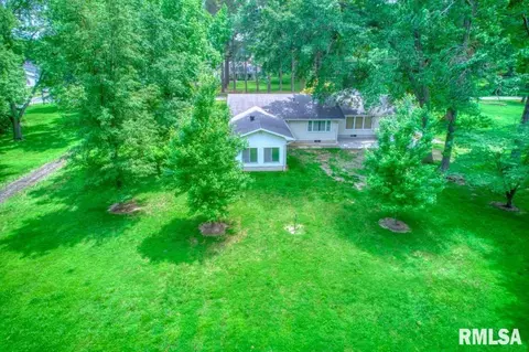 807 W Market St, Christopher, IL 62822 photo 50