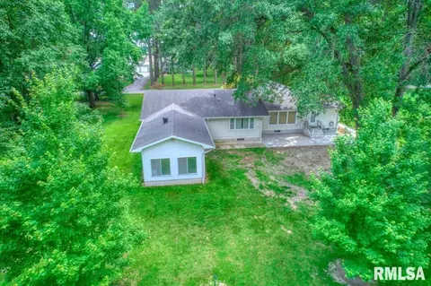 807 W Market St, Christopher, IL 62822 photo 49