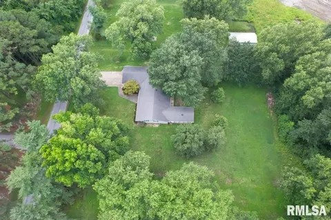 807 W Market St, Christopher, IL 62822 photo 53