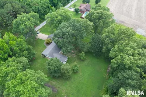 807 W Market St, Christopher, IL 62822 photo 52