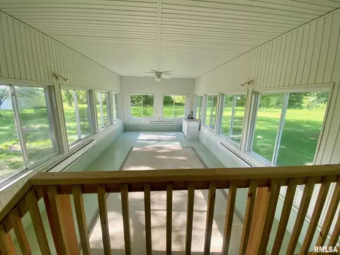 807 W Market St, Christopher, IL 62822 photo 28