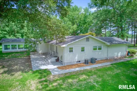807 W Market St, Christopher, IL 62822 photo 45