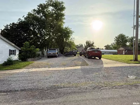41 Cache Ave, Buncombe, IL 62912 photo 3