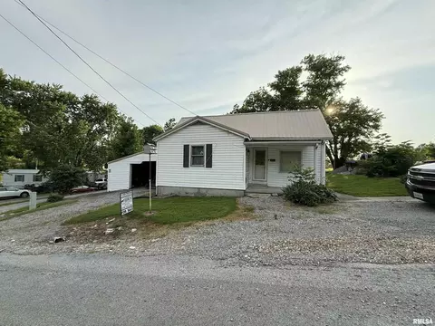 41 Cache Ave, Buncombe, IL 62912