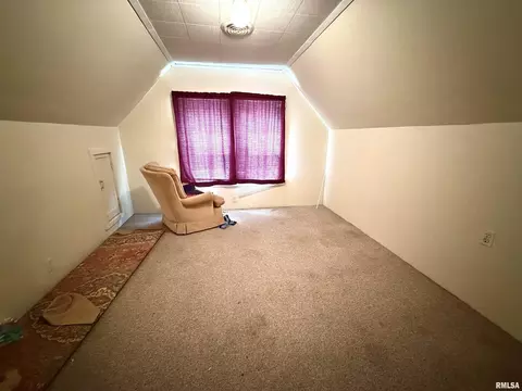Bedroom - 401 S 7th St, Herrin, IL 62948 photo 3 of 6