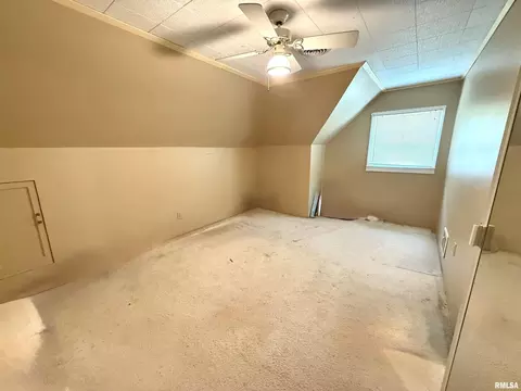 Bedroom - 401 S 7th St, Herrin, IL 62948 photo 5 of 6