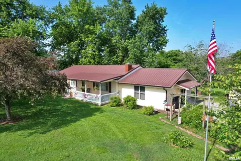 4139 Altenberger Rd, Metropolis, IL 62960