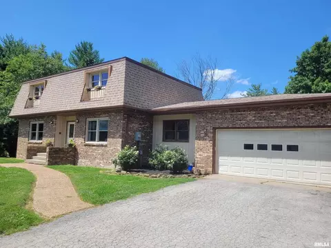 11968 E Goshen Meadows Rd, Mount Vernon, IL 62864