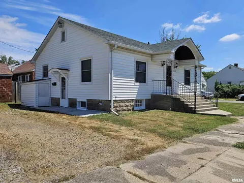 2500 Perkins Ave, Mount Vernon, IL 62864