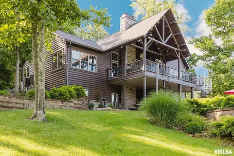 3525 Parrish Ridge Ln, Goreville, IL 62939