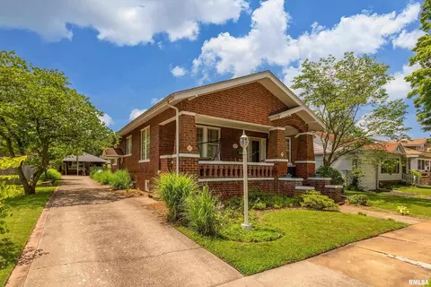 2011 Logan St, Murphysboro, IL 62966