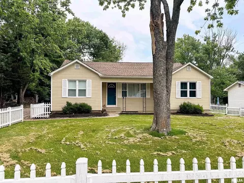 501 Cedar Creek Rd, Makanda, IL 62958