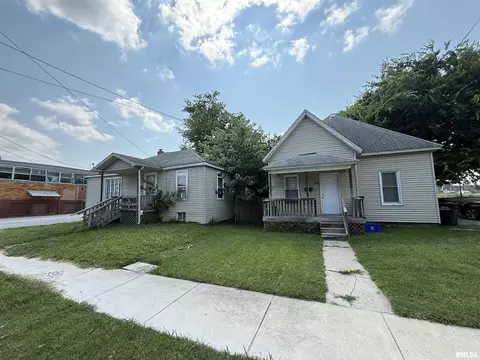 416 S Washington St, Carbondale, IL 62901